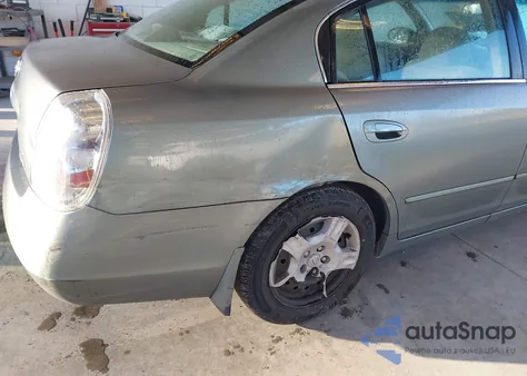 2004 Nissan Altima 2.5 S from USA, damaged, VIN 1N4AL11D04C183204